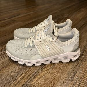 Lightly used On running shoes